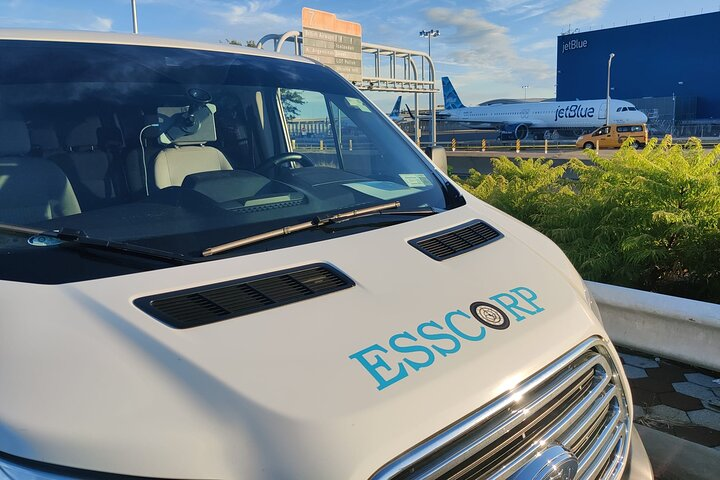 Private New York Airport Shuttle from Queens - Photo 1 of 6